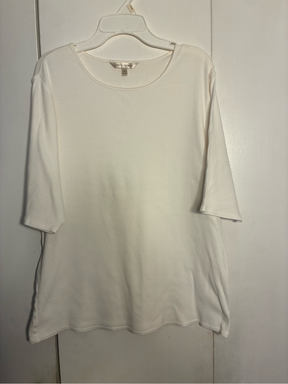 Banana Republic White Ribbed Tee Shirt XL Casual Basic Crisp Coastal Layering